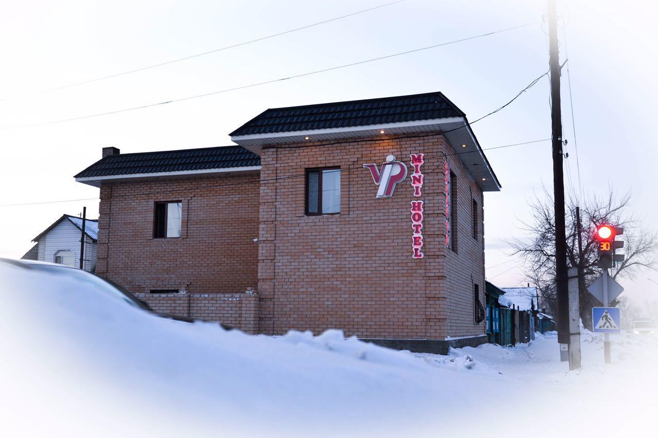 Vip Mini Hotel Semei Exterior foto